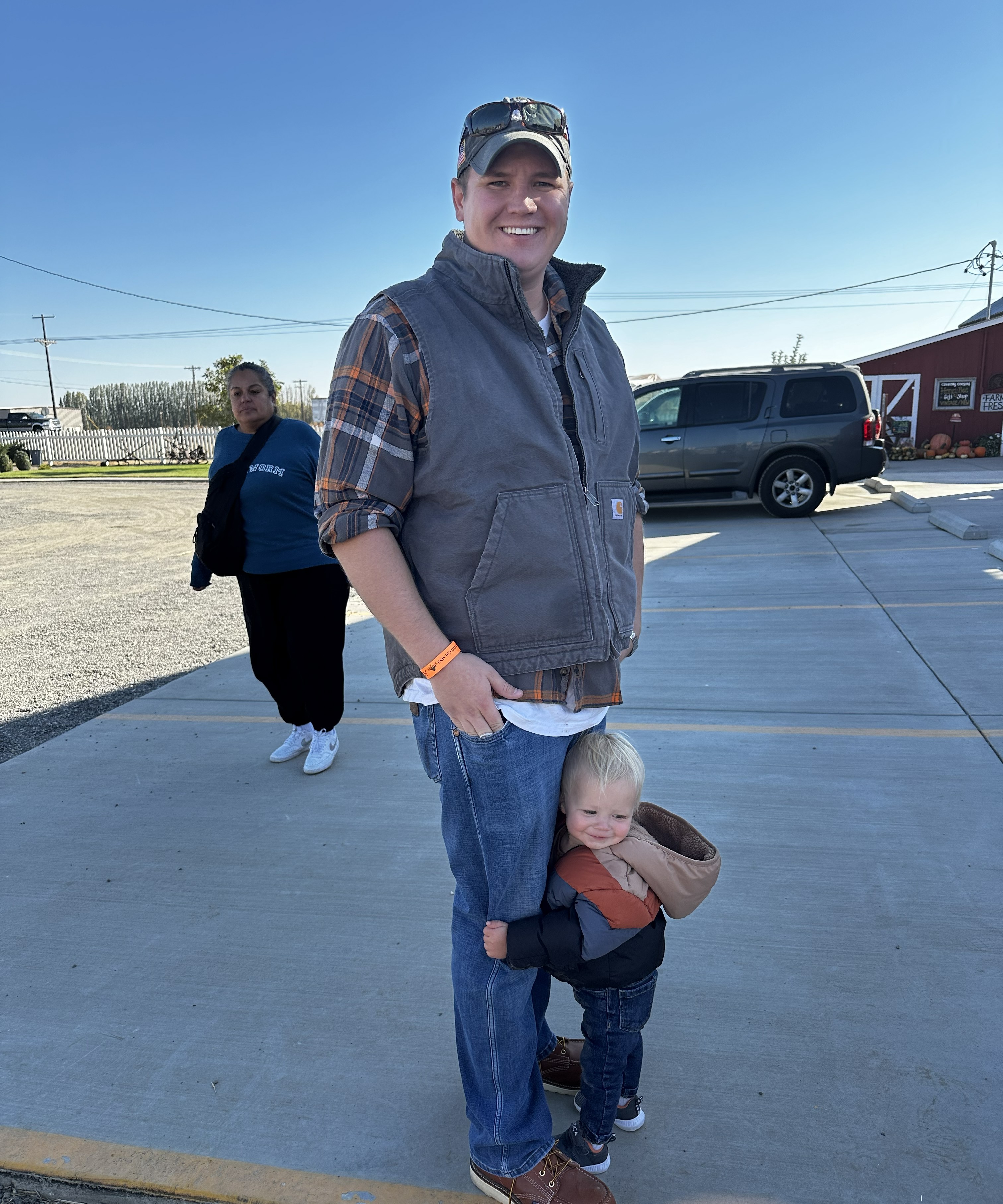 Jason Newton's son standing in Moses Lake, Washington